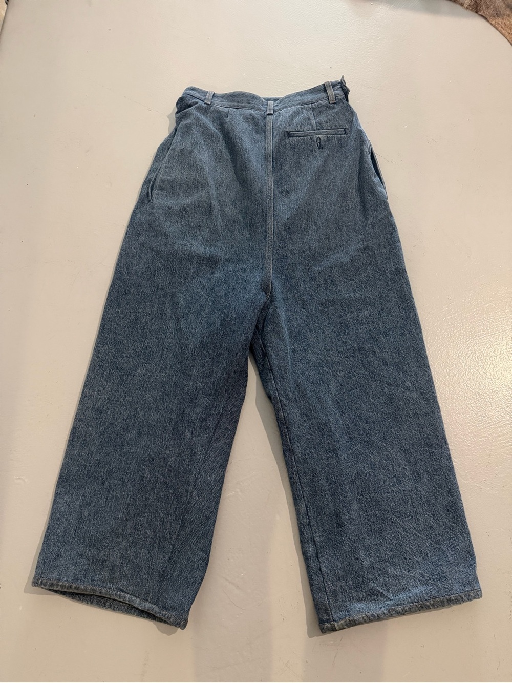 AUTH Loewe Gathered Waist Jeans Size 38 - Picture 5 of 10